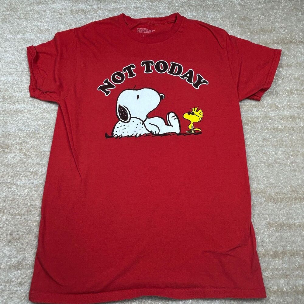 Peanuts T-Shirt Mens S Red Snoopy Not Today Woodstock  Short Sleeve Tee Cartoon